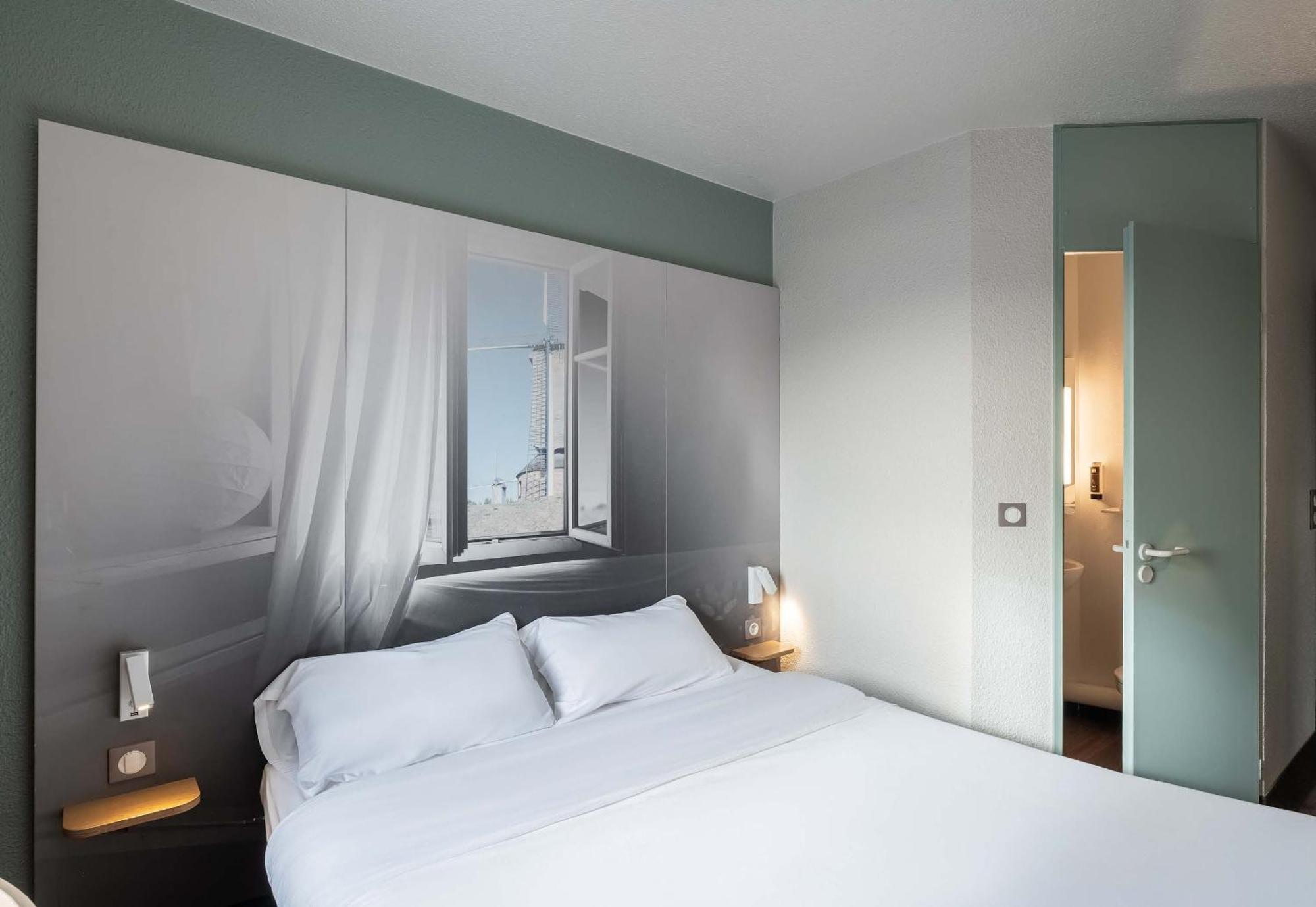 B&B Hotel Lille Lezennes Stade Pierre Mauroy エクステリア 写真