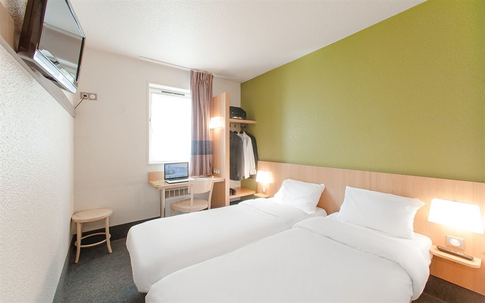B&B Hotel Lille Lezennes Stade Pierre Mauroy エクステリア 写真